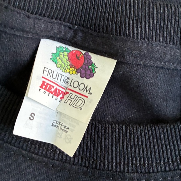 Fruit of the Loom Black University T-Shirt - Picture 8 of 8